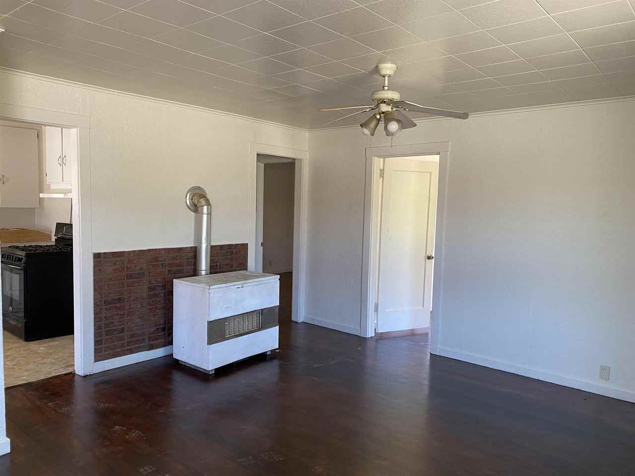 1348 Nw Ellan St #1 - Photo 3 of 7