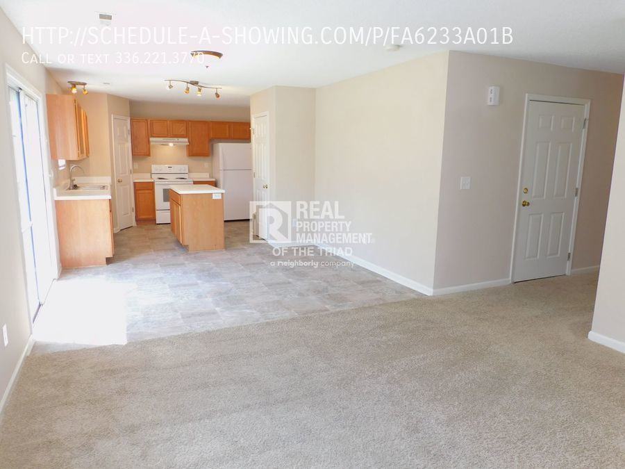 5402 Carriage Woods Dr - Photo 2 of 23