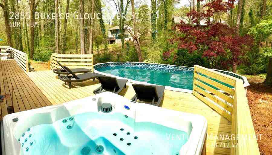 2885 Duke Of Gloucester - Photo 2 of 50