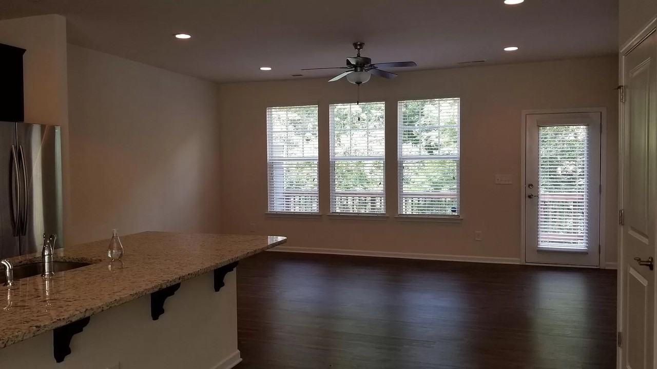 8535 Sharonbrook Dr - Photo 4 of 50