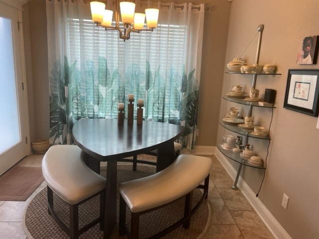 1635 S Sag Harbor Ave - Photo 6 of 6