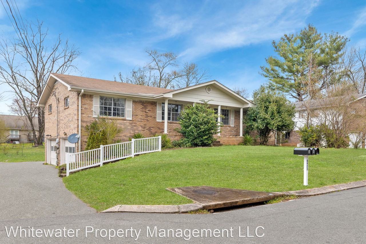 6923 Greenway Drive - Photo 2 of 21