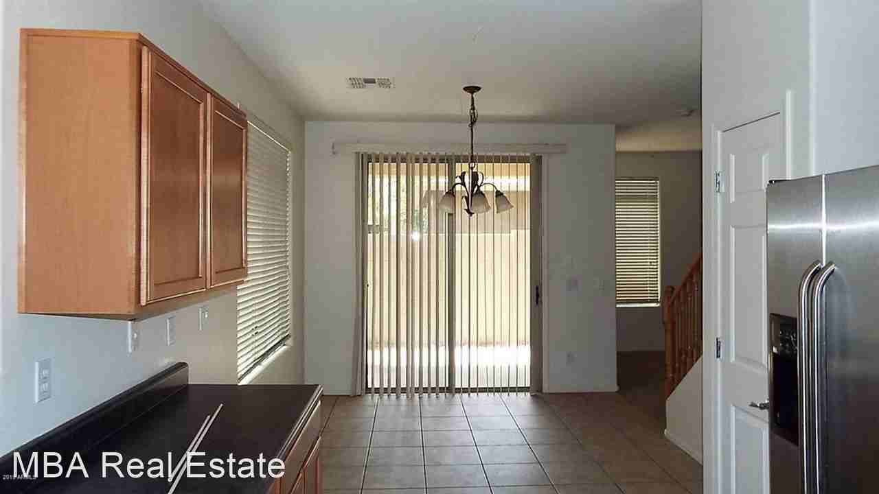 1327 E Weatherby Way - Photo 3 of 17