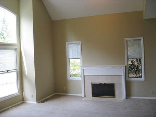 18117 Westminster Dr - Photo 3 of 17