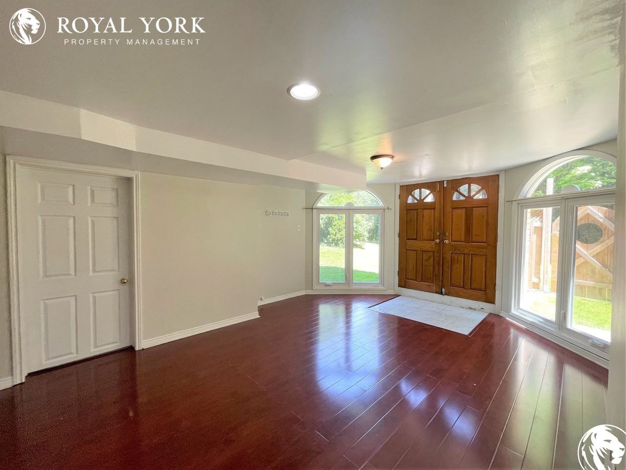 46 Henderson Dr #2 - Photo 2 of 27