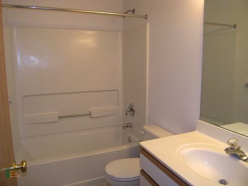 8125 River Rd NE - Photo 3 of 10