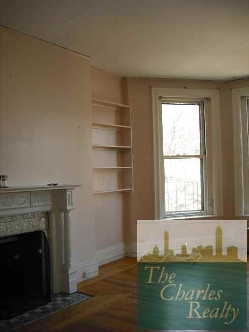 377 Commonwealth Ave #22 - Photo 3 of 5