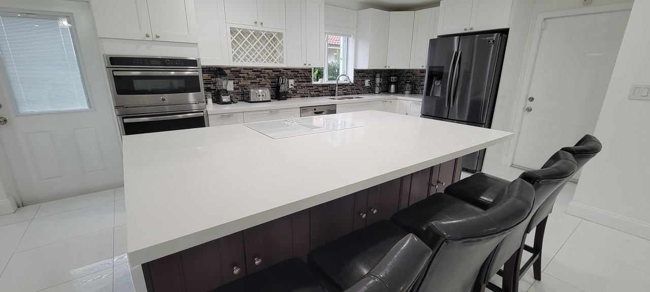 1448 Northwest 111th Way - Photo 2 of 46