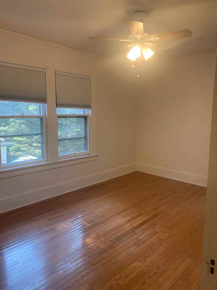 1626 West Ayres Avenue - Photo 3 of 31