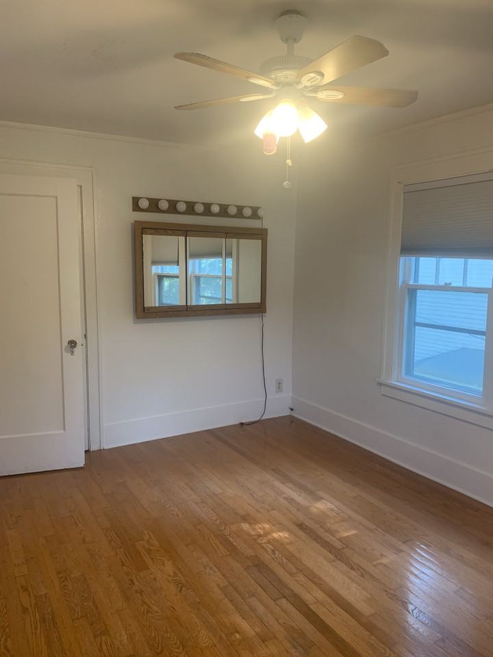 1626 West Ayres Avenue - Photo 7 of 31