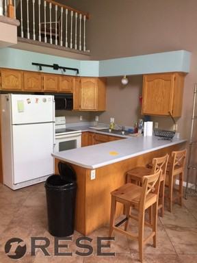 949 N University Ave #16 - Photo 2 of 10