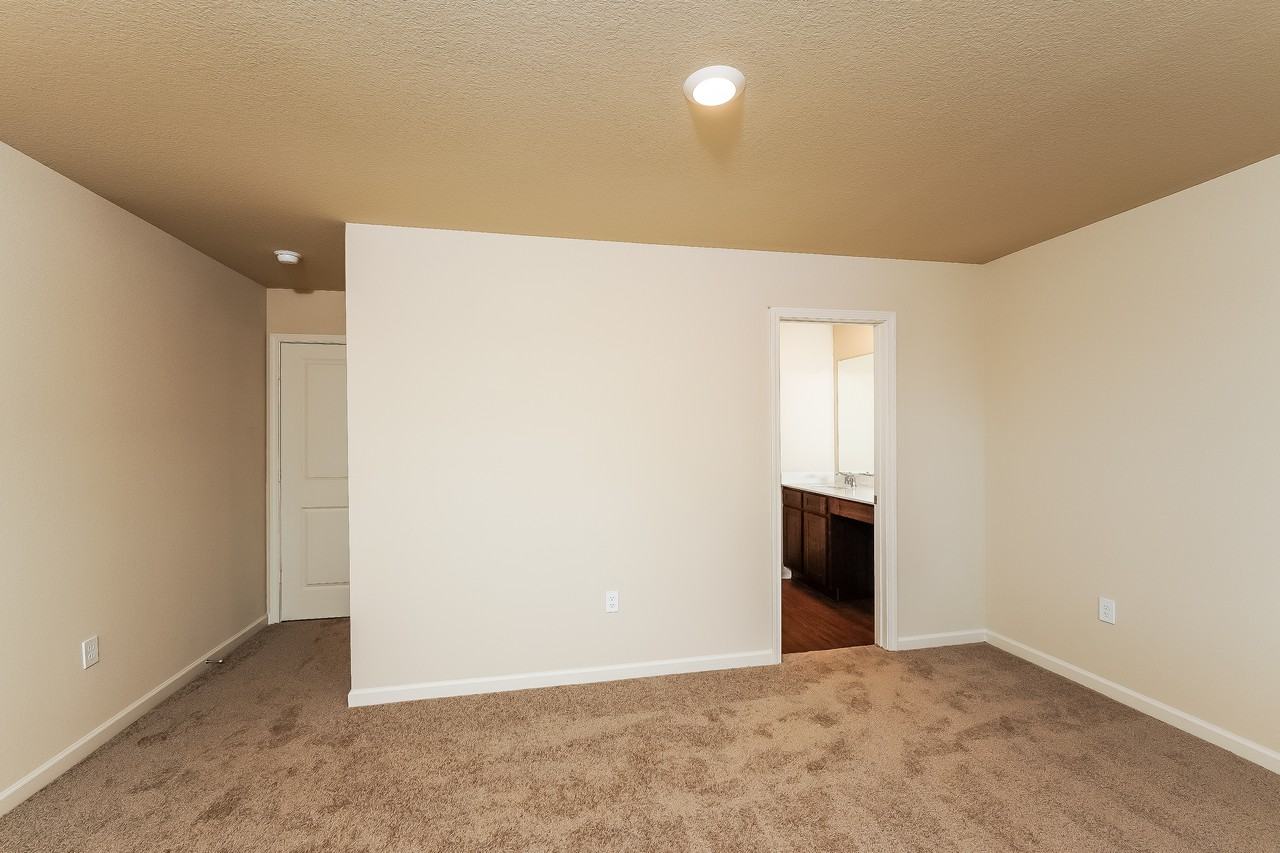 6019 Rainbow Row - Photo 7 of 13