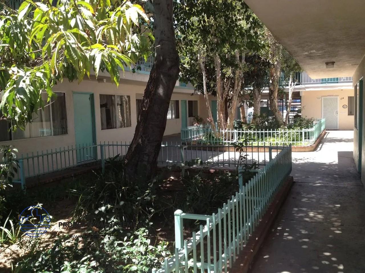 642 N. Wilmington Blvd. - Photo 4 of 9