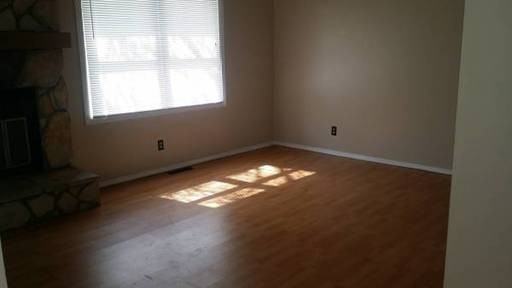 7932 N Granville Rd - Photo 3 of 10