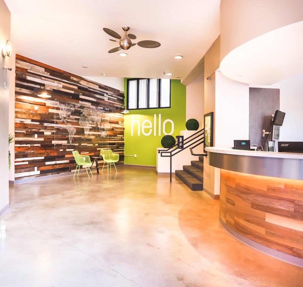 1736 State Street - Photo 2 of 6