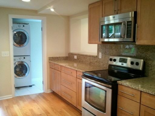 560 Woodward Ave SE - Photo 2 of 16