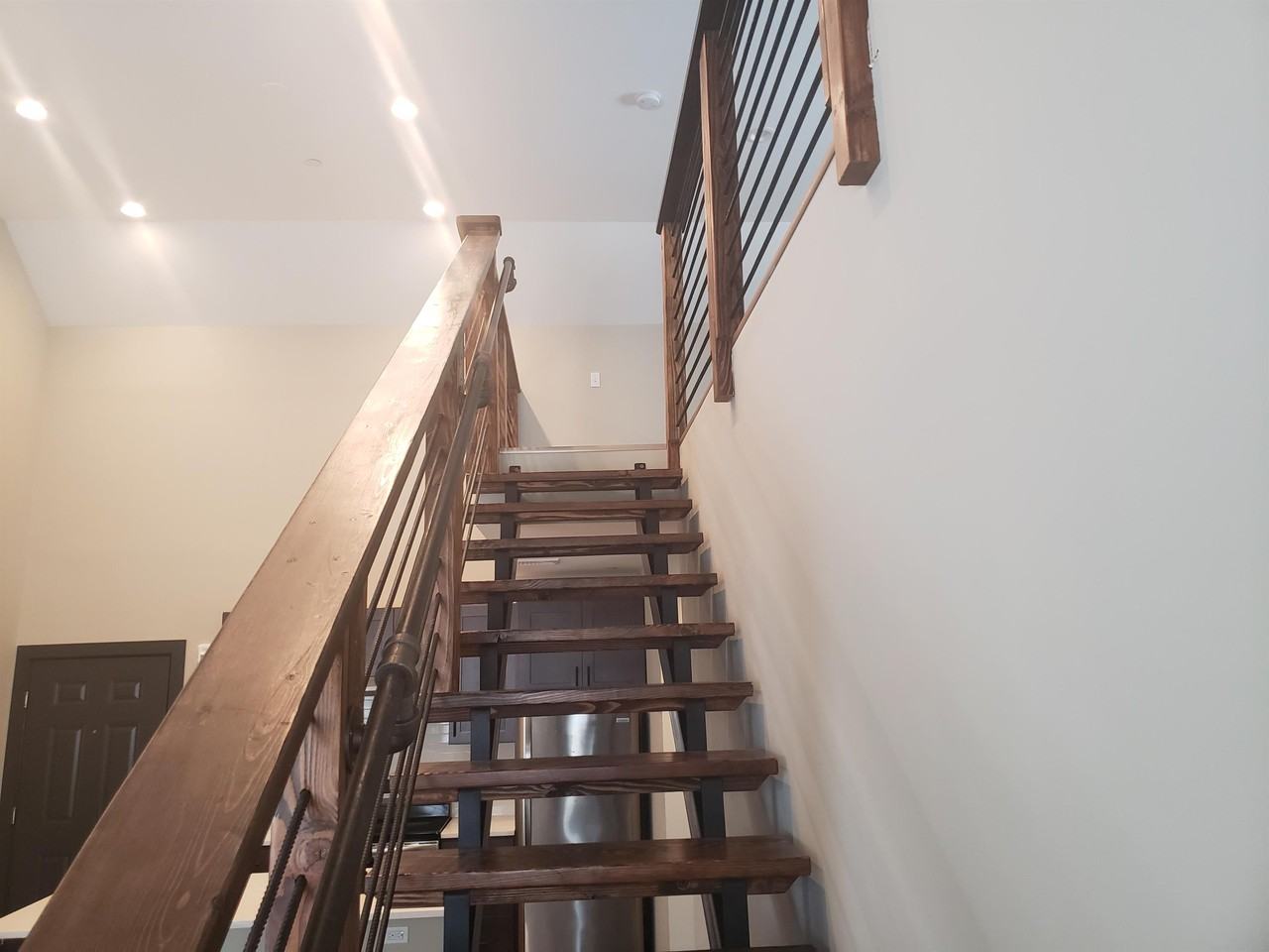 766 Main St #2 - Photo 5 of 16