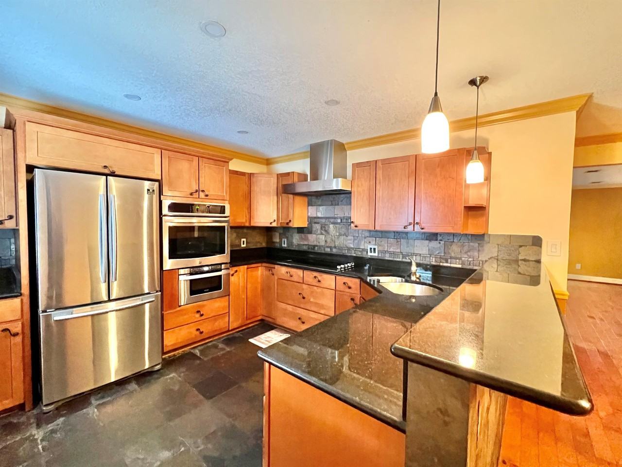 116 4th Ave #1 - Photo 6 of 17