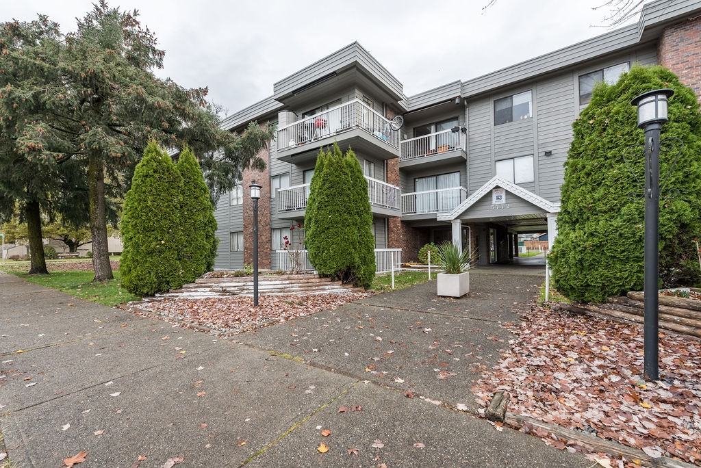 Cloverdale Apartments 5772 177b St, Surrey, BC V3S 4J5 Zumper