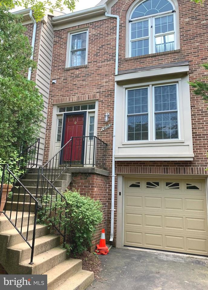 14103 Starbird Ct - Photo 2 of 32