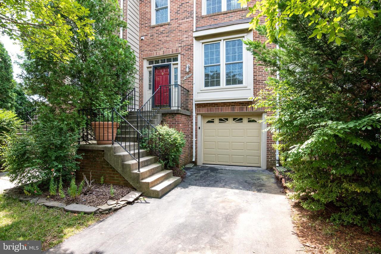 14103 Starbird Ct - Photo 3 of 32