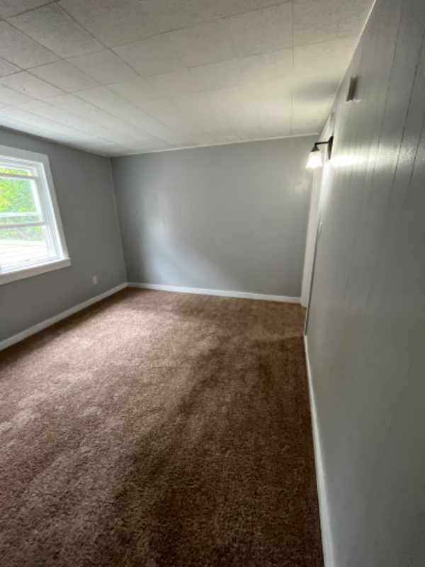 329 E South St #2 - Photo 3 of 6