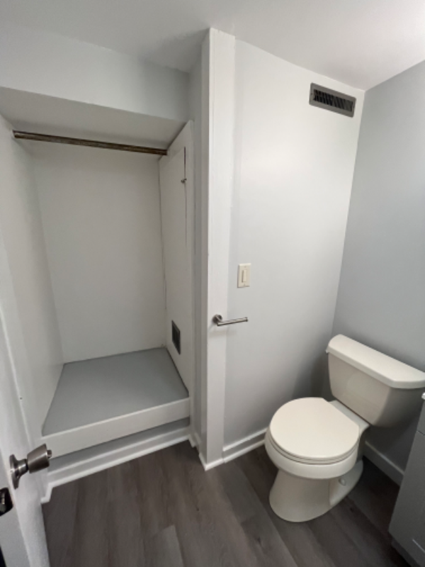 329 E South St #2 - Photo 4 of 6