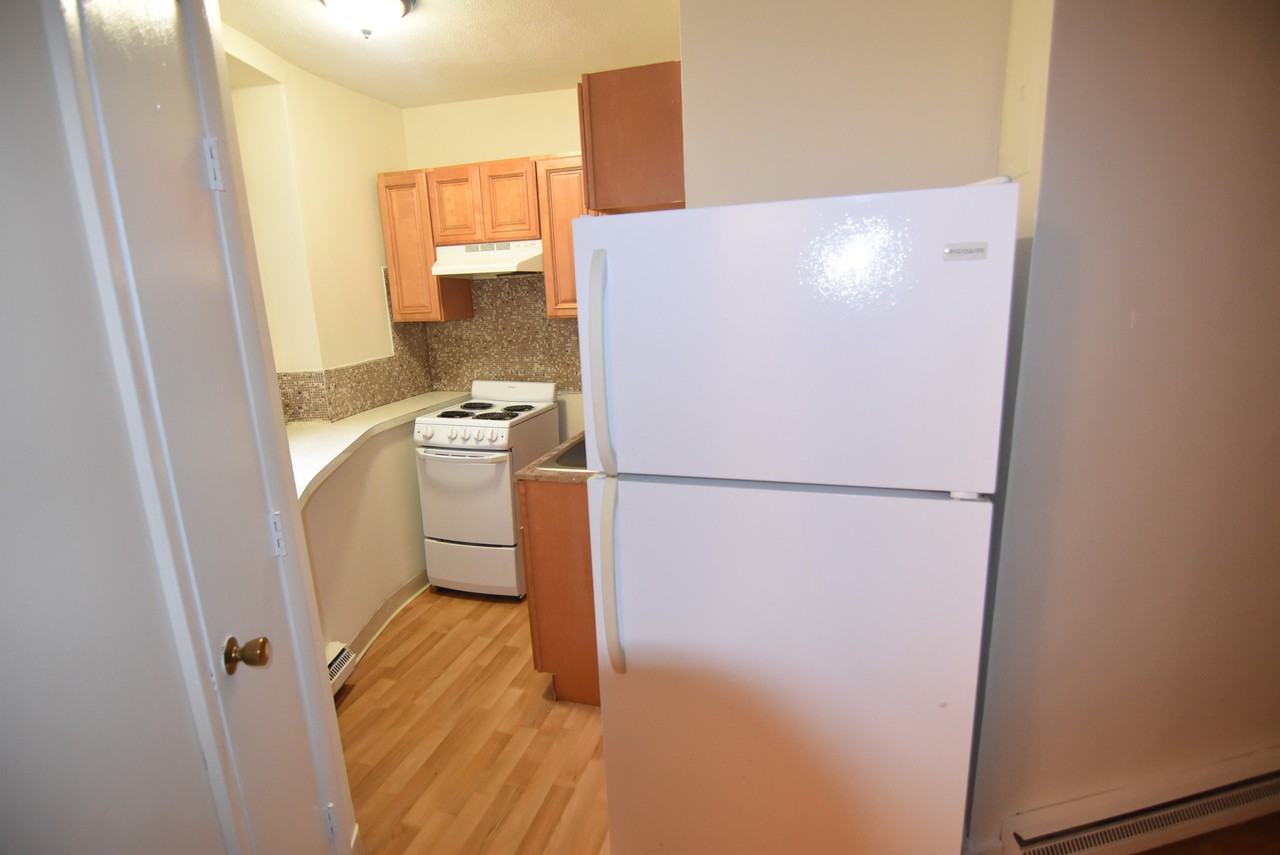 20 Armington St #25 - Photo 3 of 10