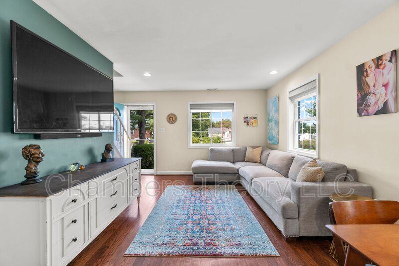 5861 Blaine Dr - Photo 3 of 34