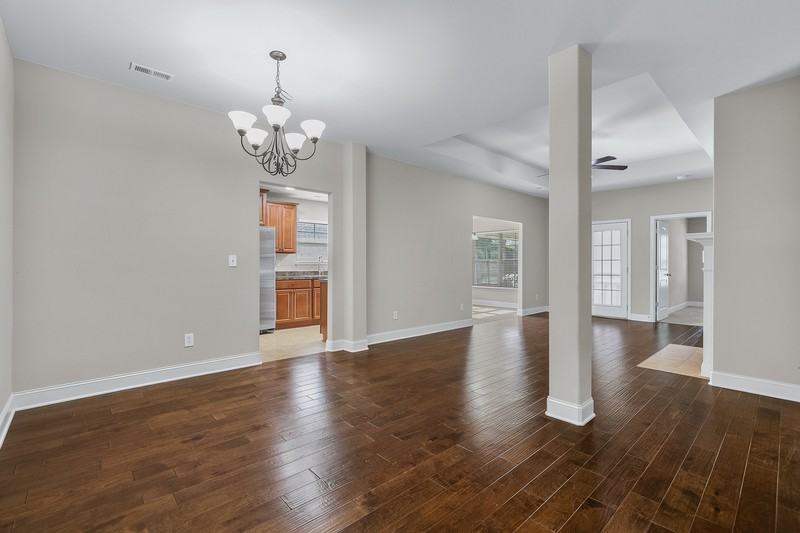 6907 Breyerton Way Se - Photo 4 of 31