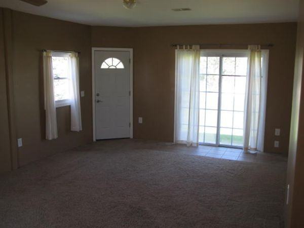 9302 Villa Crest Dr - Photo 2 of 15