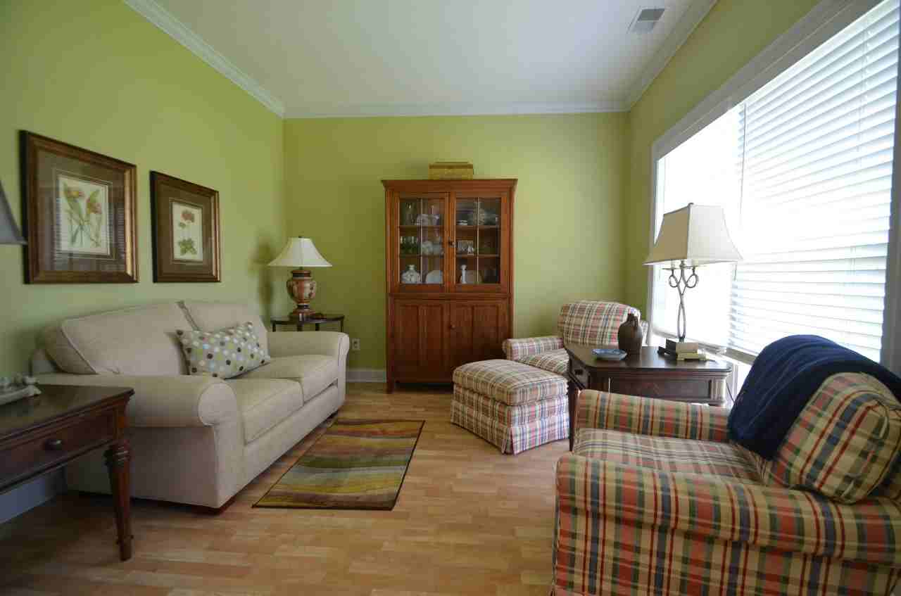 238 Harlech Way - Photo 2 of 10