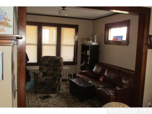 1512 Concordia Ave - Photo 3 of 7