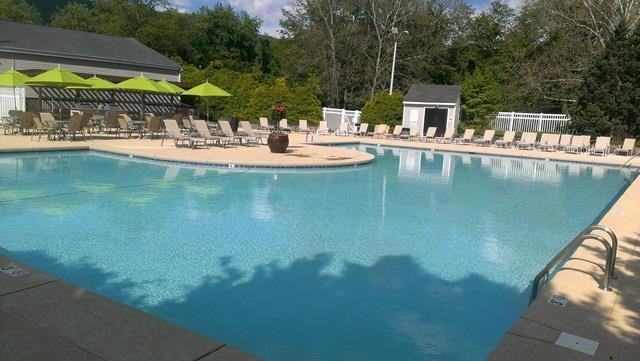 Hawthorne Southside - Photo 3 of 18