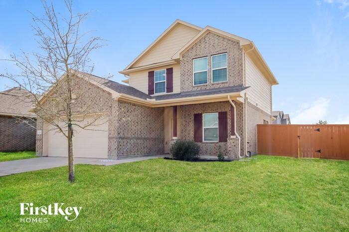 10219 Humphrey Green Dr - Photo 2 of 15