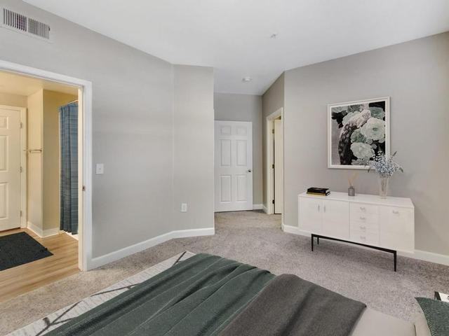 3250 Laurelhurst Dr - Photo 6 of 38