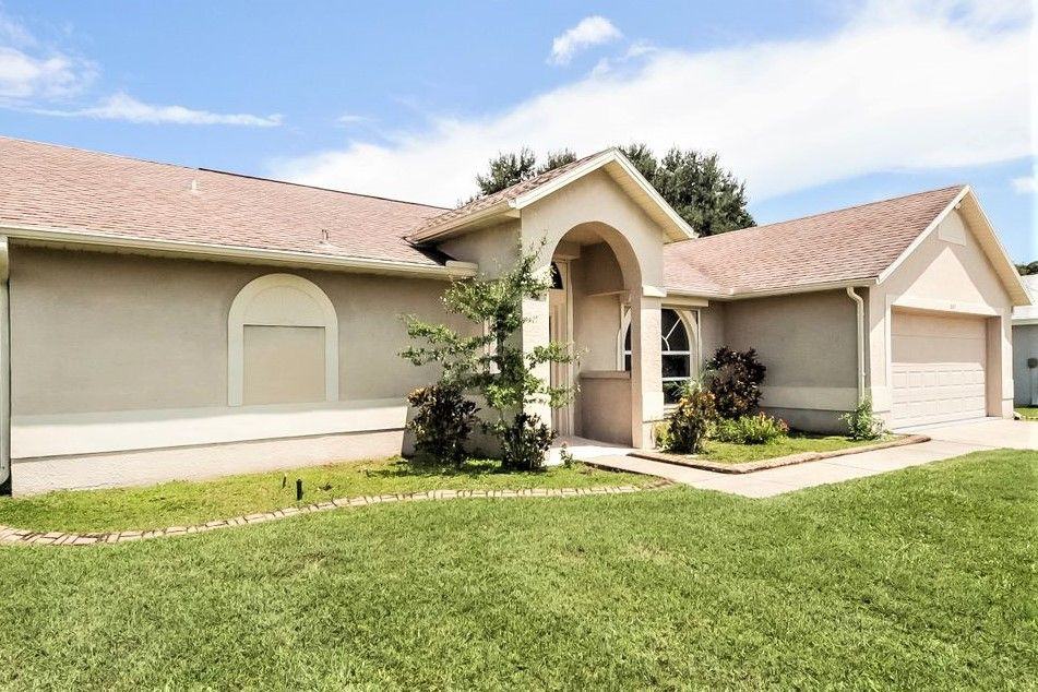 1897 Fabien Cir - Photo 2 of 14