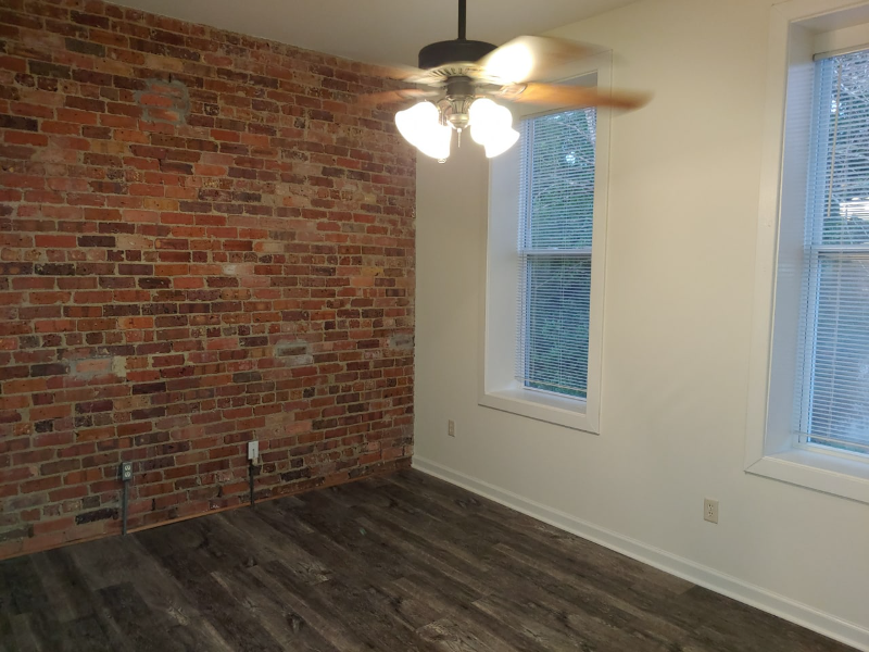 1035 S Jones St - Photo 6 of 42