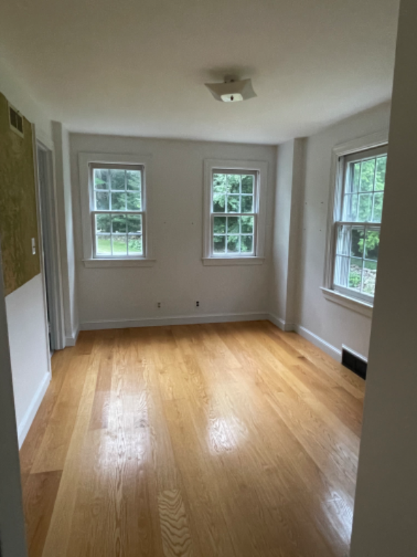 533 Somers Rd - Photo 3 of 13