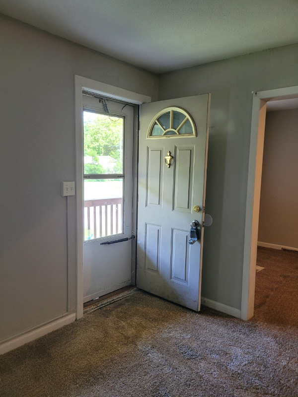 1026 Blackburn Rd - Photo 2 of 18