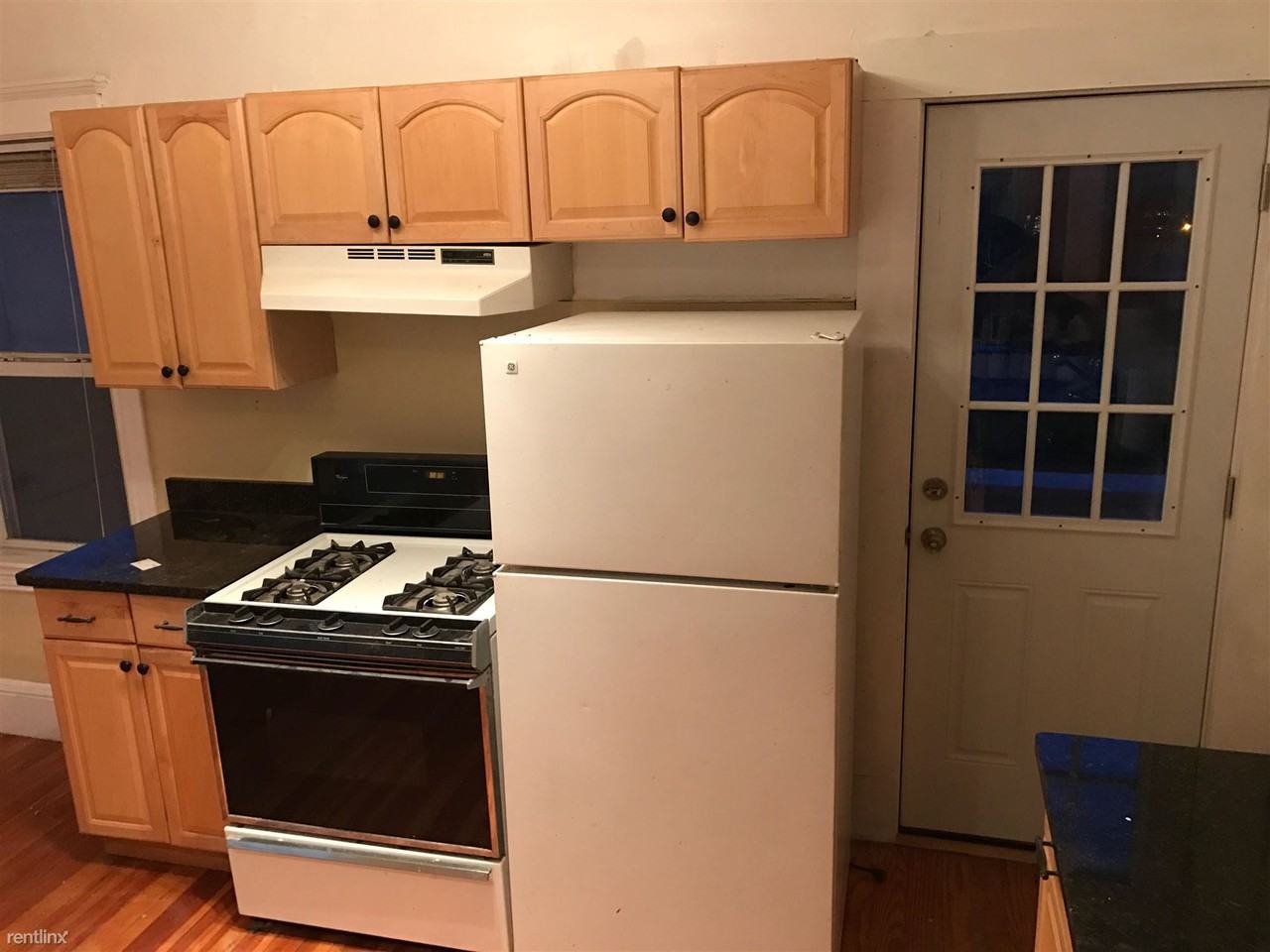 14 Lyons Ct - Photo 2 of 4