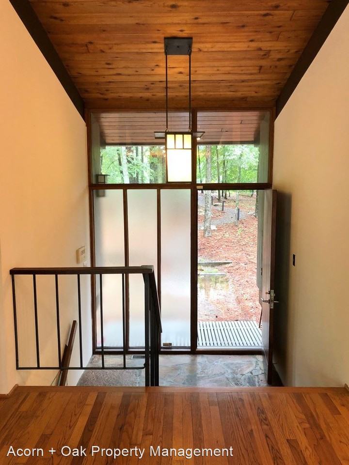 25 Scott Pl - Photo 2 of 26