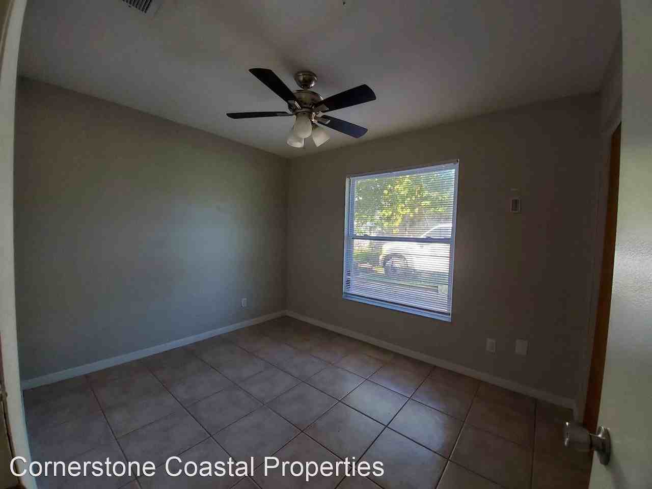 5443 Avenue E - Photo 2 of 14