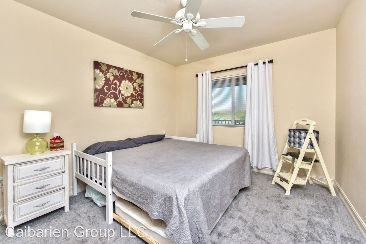 7811 REGAL HERON CIR - Photo 3 of 26