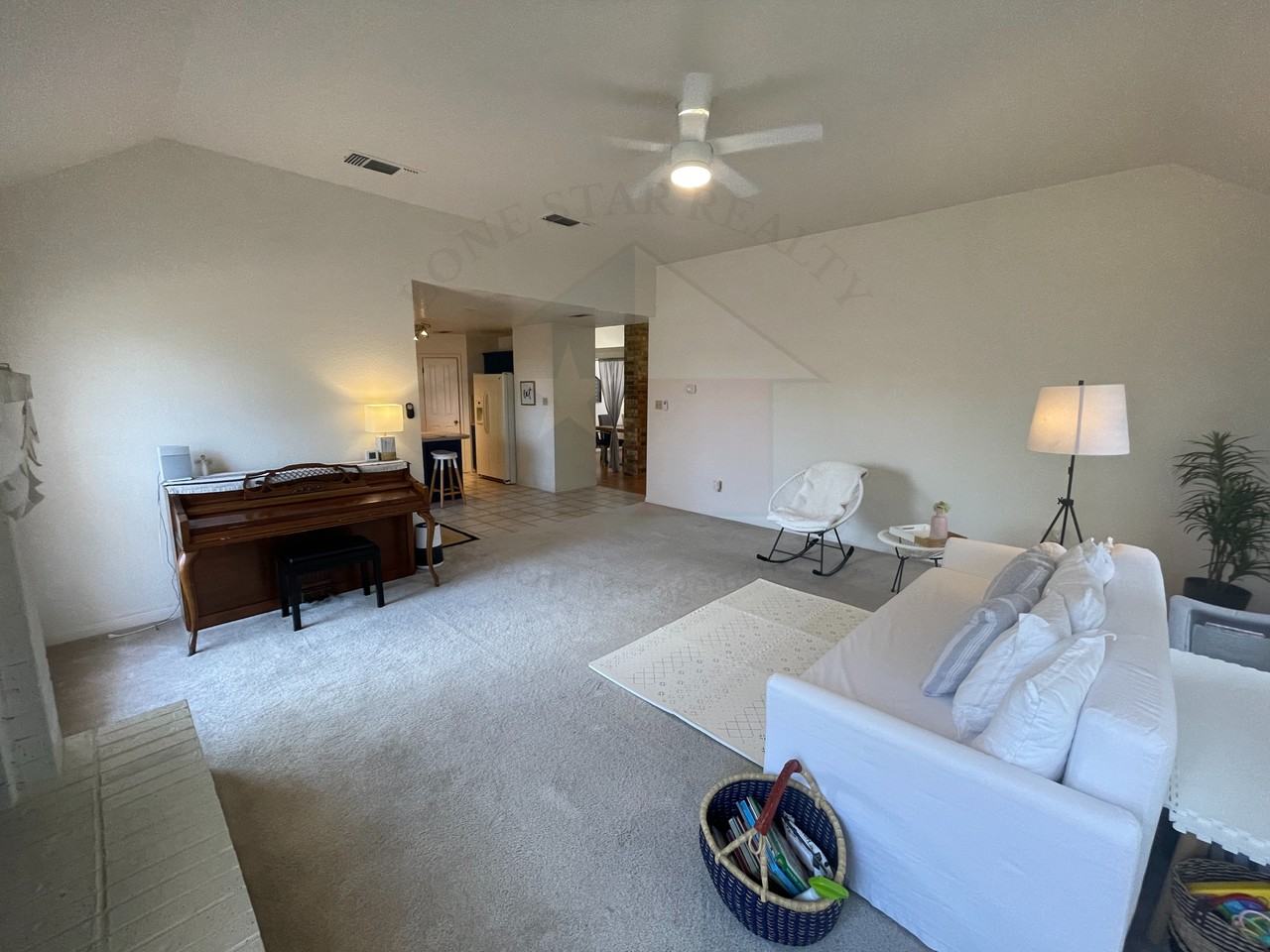 1002 Windy Hill Rd - Photo 3 of 21