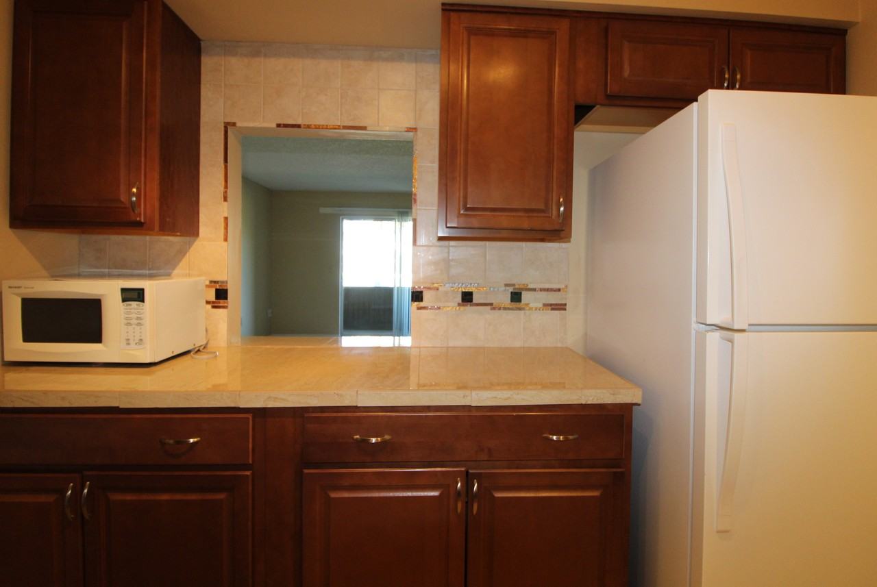 5509 Fountain Lake Cir #C205 - Photo 3 of 19