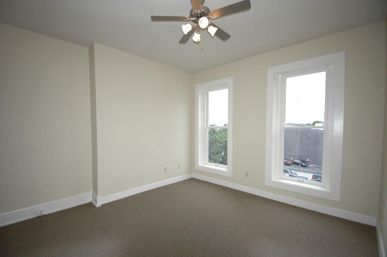 Guthrie-Coke Lofts - Photo 3 of 8