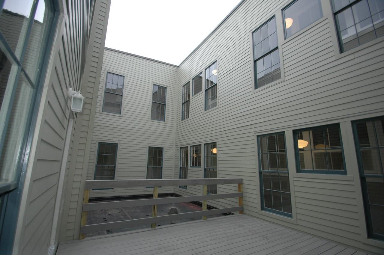 Guthrie-Coke Lofts - Photo 4 of 8