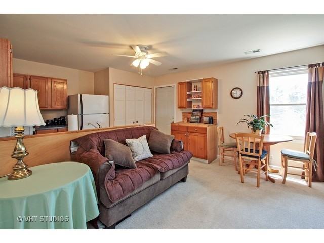 3505 Ellis Ave - Photo 3 of 10