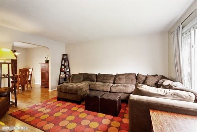 537 Grimes Ave - Photo 2 of 10